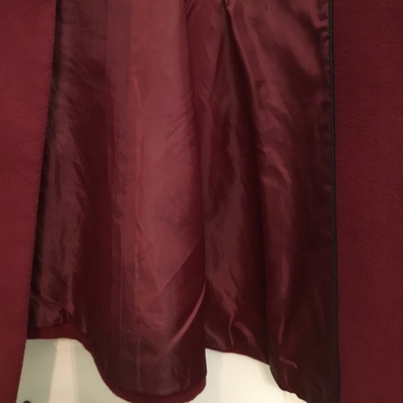 Coat - Picture 6 of 6